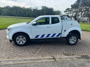 dépanneuse < 3.5t Isuzu D Max 4x4 towtruck