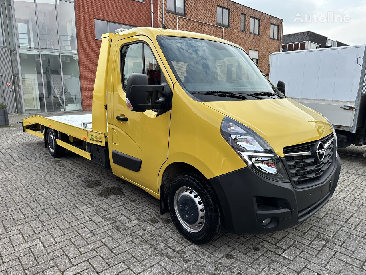 камион за шлепување < 3.5т Opel movano 2.3dci 180pk Luchtvering