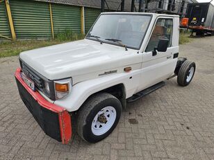 Toyota Land Cruiser LB71MOD tow truck < 3.5t