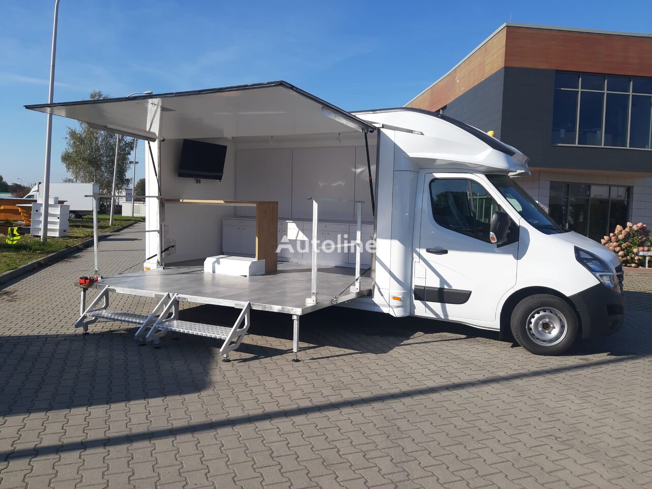 new Peugeot  Showroom/ mobilna ekspozycja vending truck < 3.5t