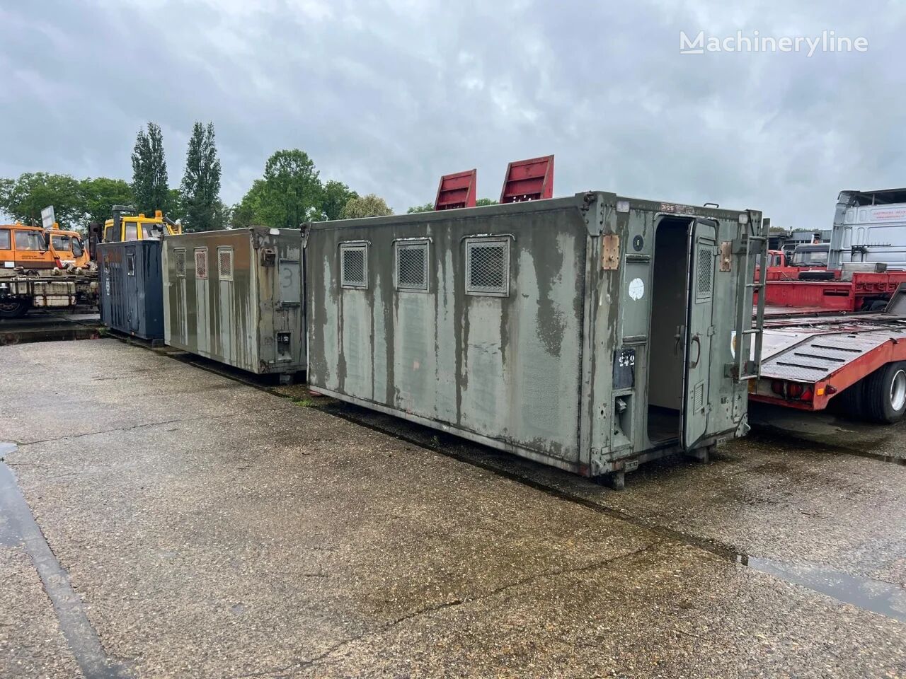 SHELTERS  (opslag / storage / camper) accommodation container