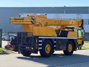 Liebherr LTM1030/2.1 maastonosturi