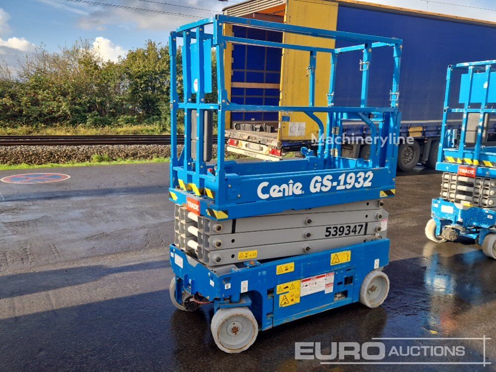 Хидраулична зглобна платформа Genie GS-1932 - Machineryline