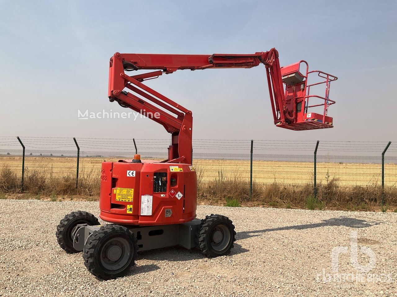 Genie Z34/22 4WD Diesel articulated boom lift - Machineryline