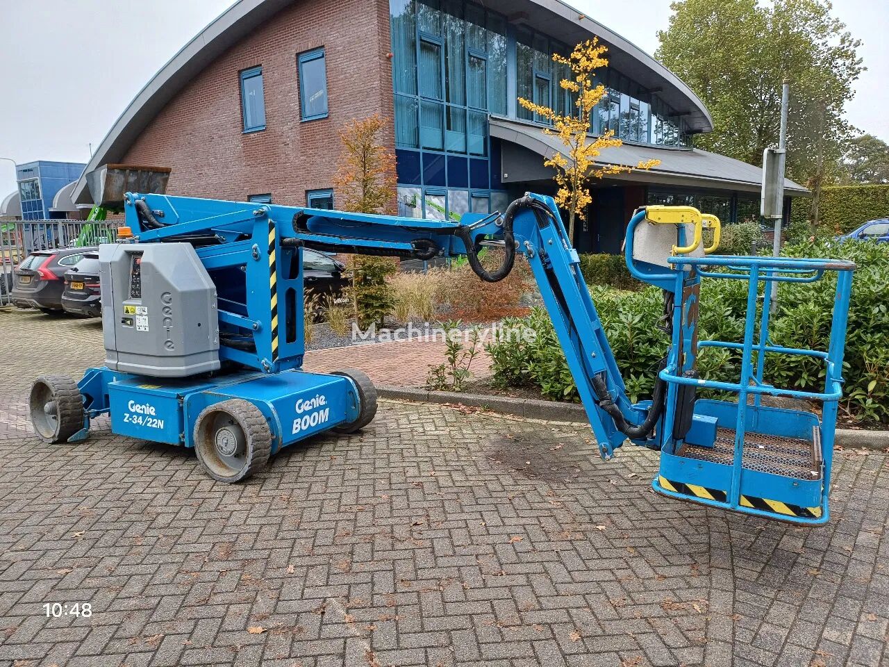 Genie Z34/22N articulated boom lift