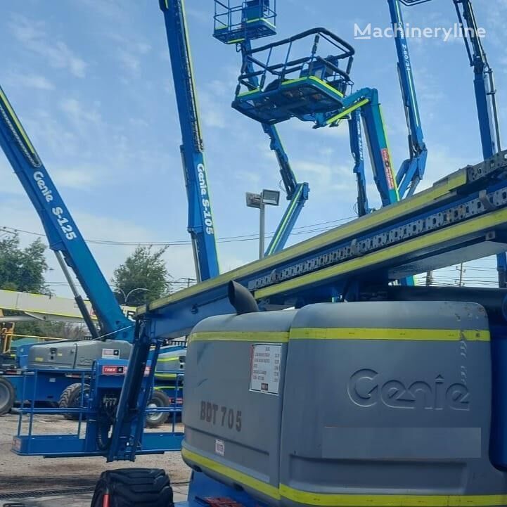 Genie Z80/60 articulated boom lift