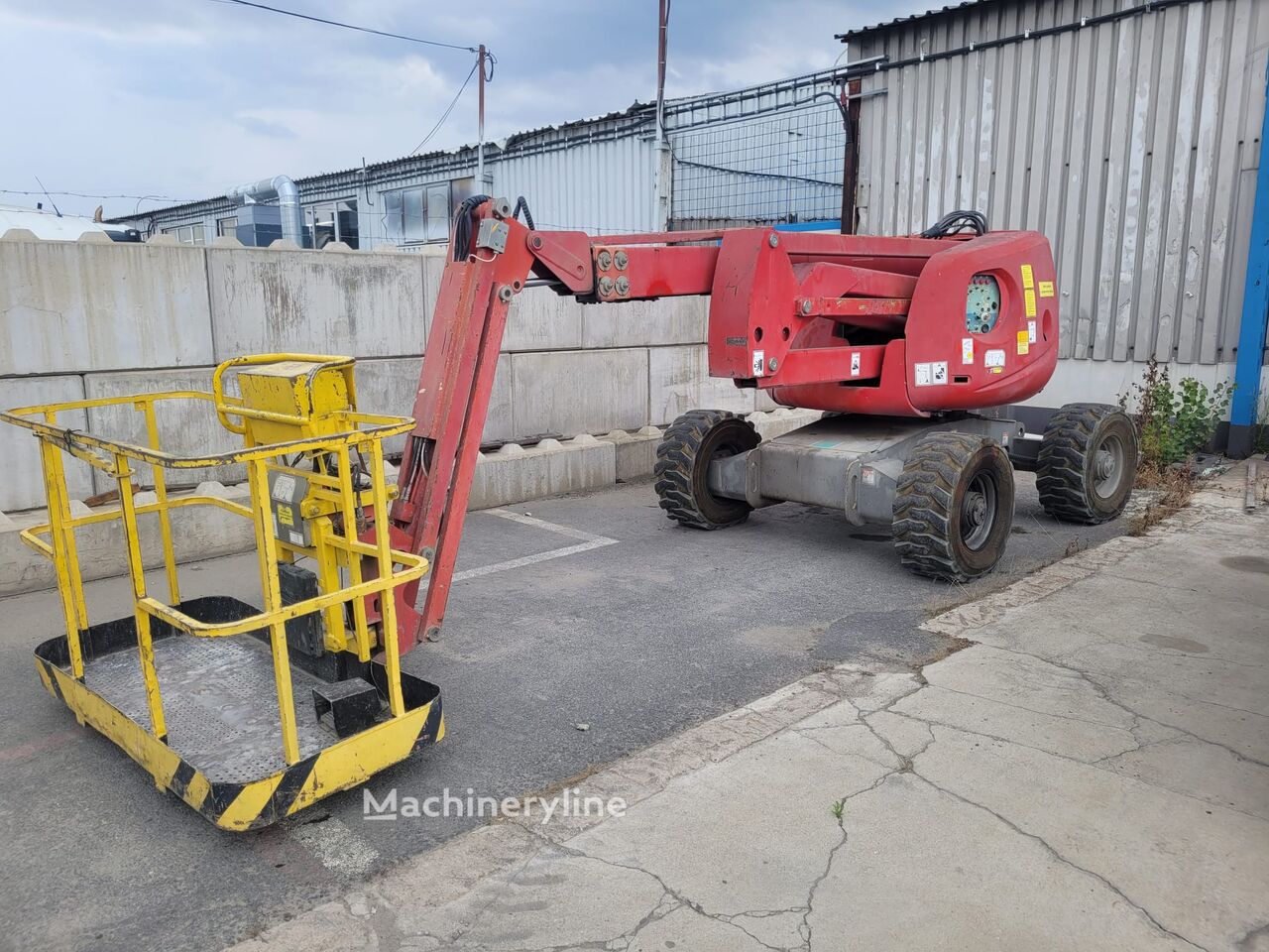 بيع رافعة سلة مفصلية Haulotte HA16SPX | Machineryline LY رافعة سلة مفصلية Haulotte HA16SPX - Machineryline