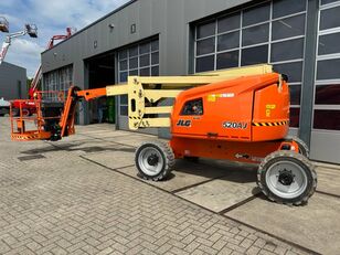 JLG 520 AJ articulated boom lift