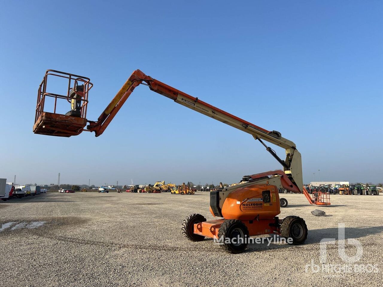 JLG 600AJ Diesel csuklós emelő