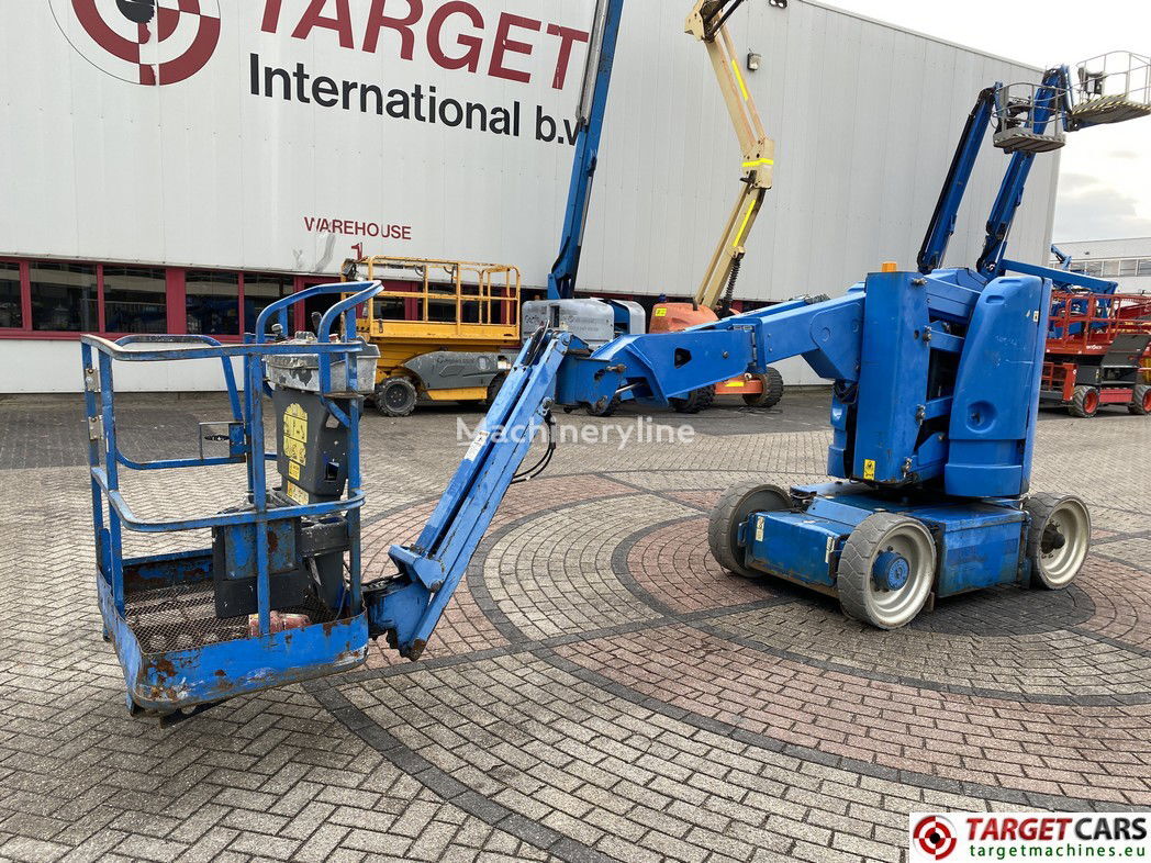 JLG E300AJP  plataforma articulada