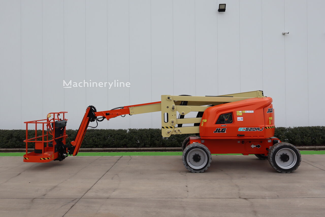 хидраулична зглобна платформа JLG EC 520AJ - V37520