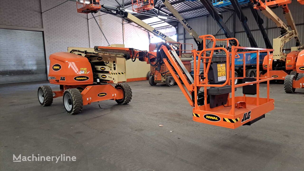 cần cẩu nâng khớp nối JLG EC520AJ - UNUSED