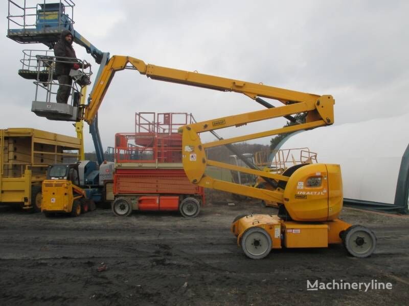 Manitou 170AETJ articulated boom lift