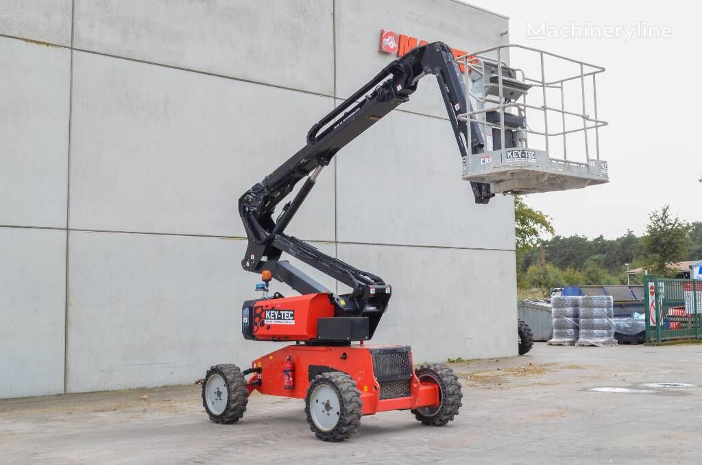 Manitou ManGo 12 plataforma articulada