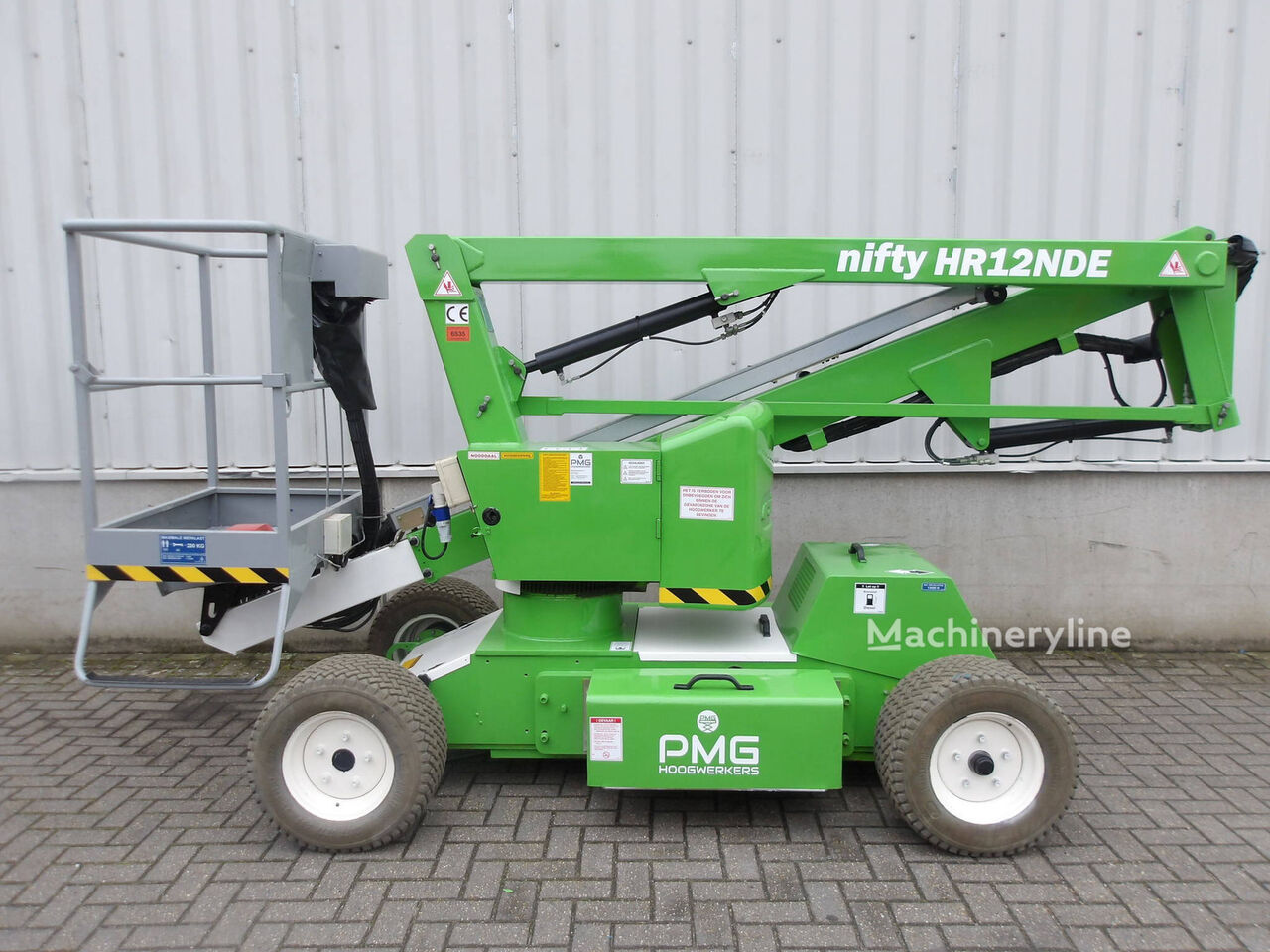 Nifty HR12NDE articulated boom lift - Machineryline