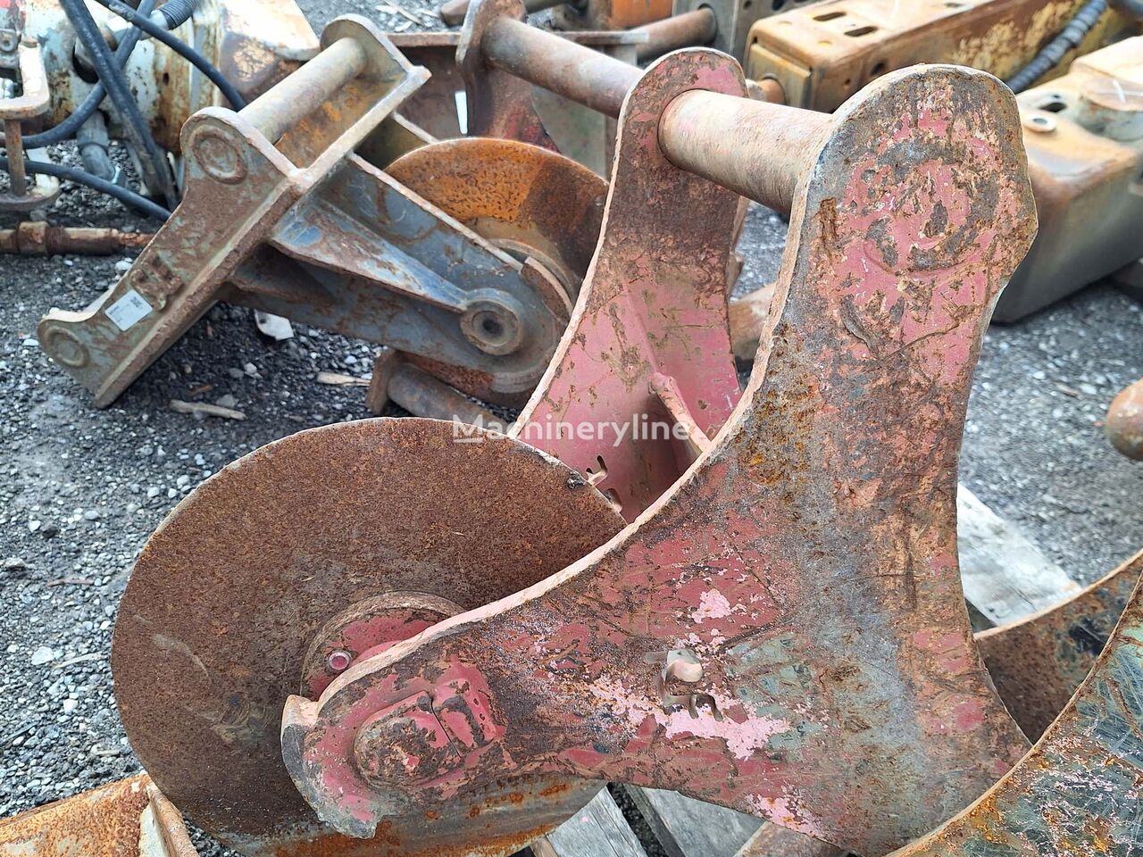 360 mm Volvo S60 asphalt cutter