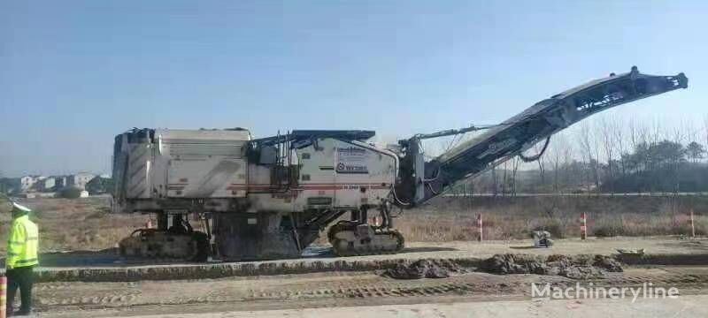 дорожная фреза Wirtgen W2000