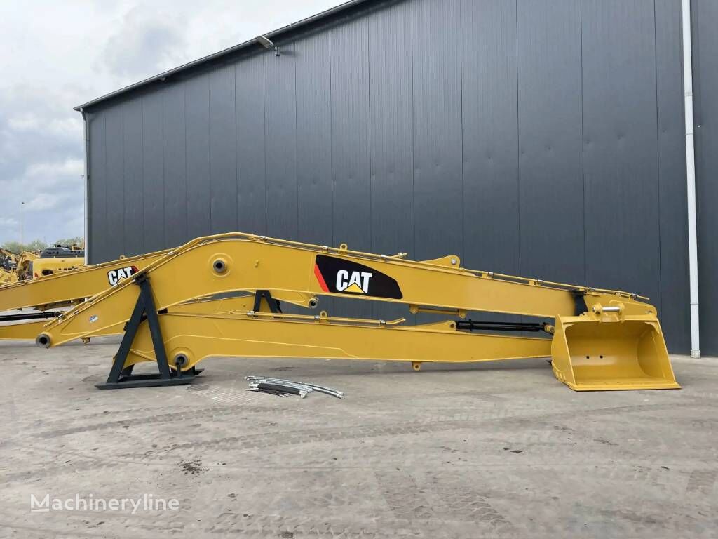 CAT 323F 15m Set traktorgraver