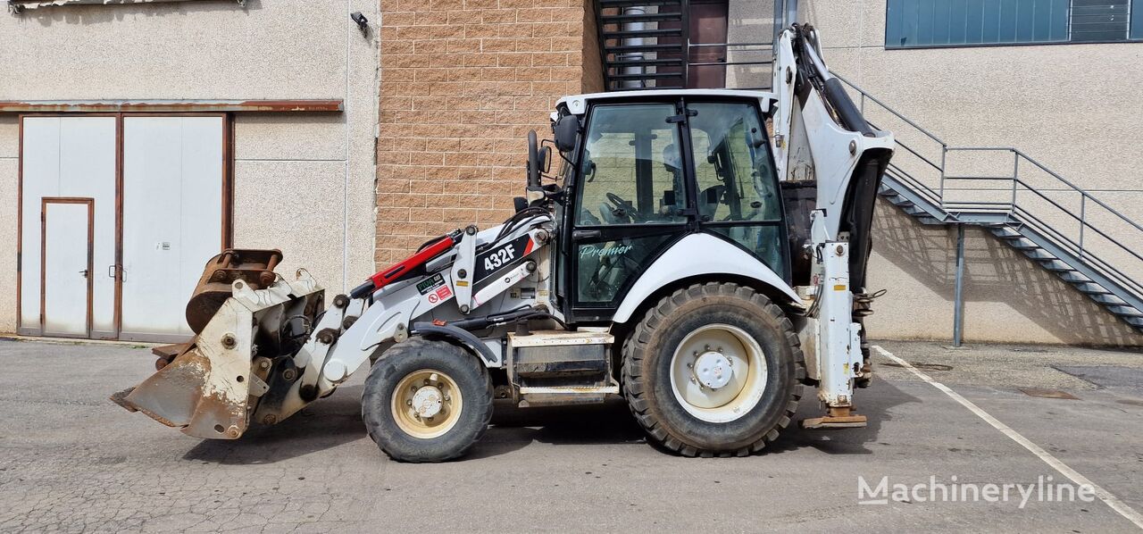 CAT 432F backhoe loader