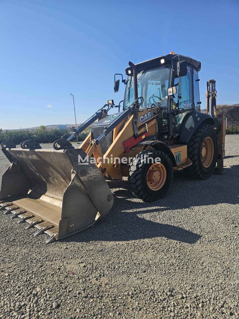 Case 580 ST backhoe loader