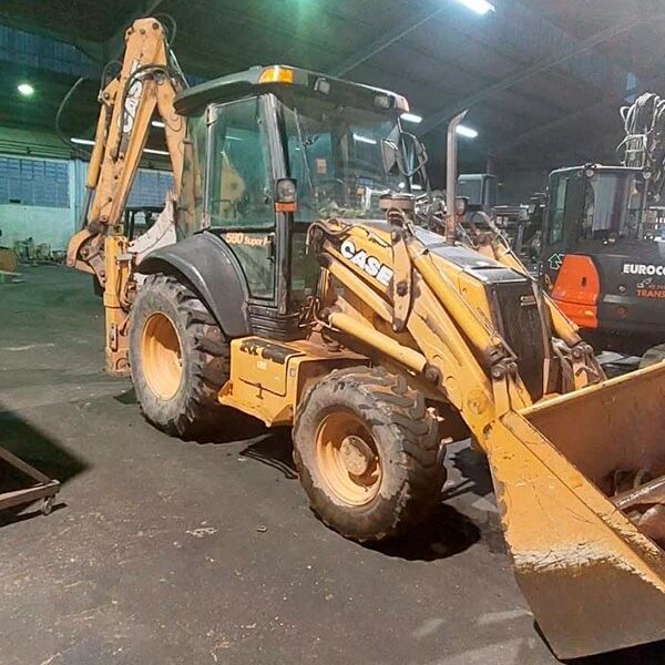 Case 580 SUPER R backhoe loader