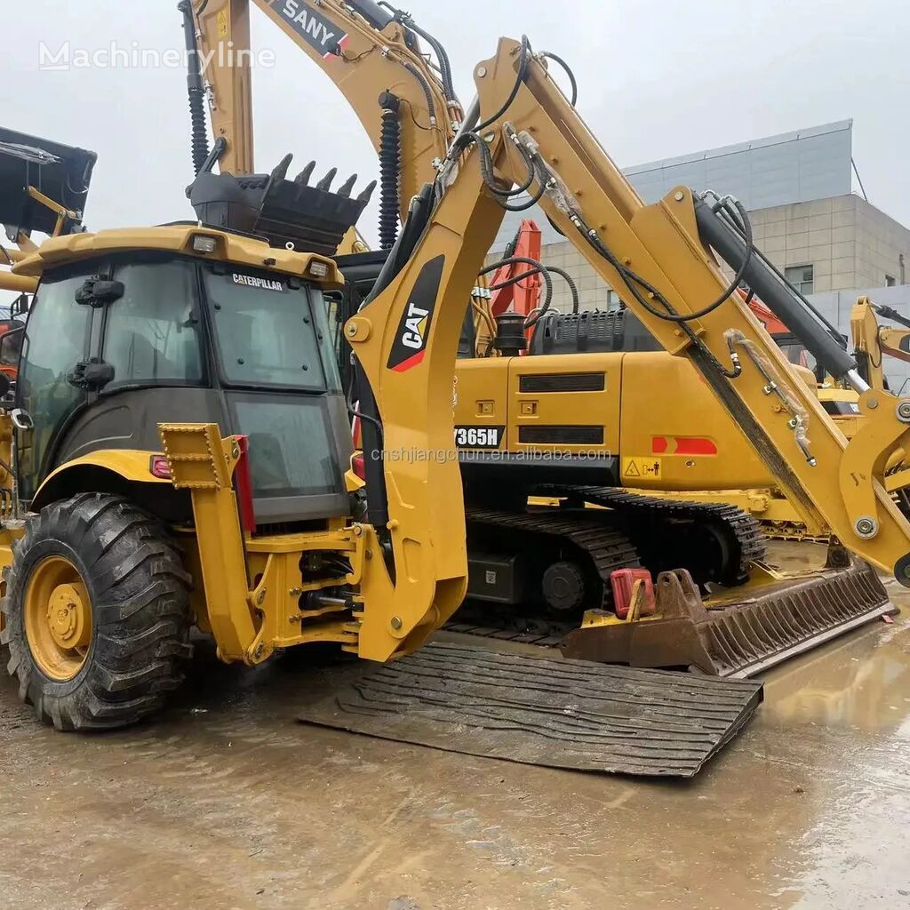 экскаватор-погрузчик Caterpillar 420F