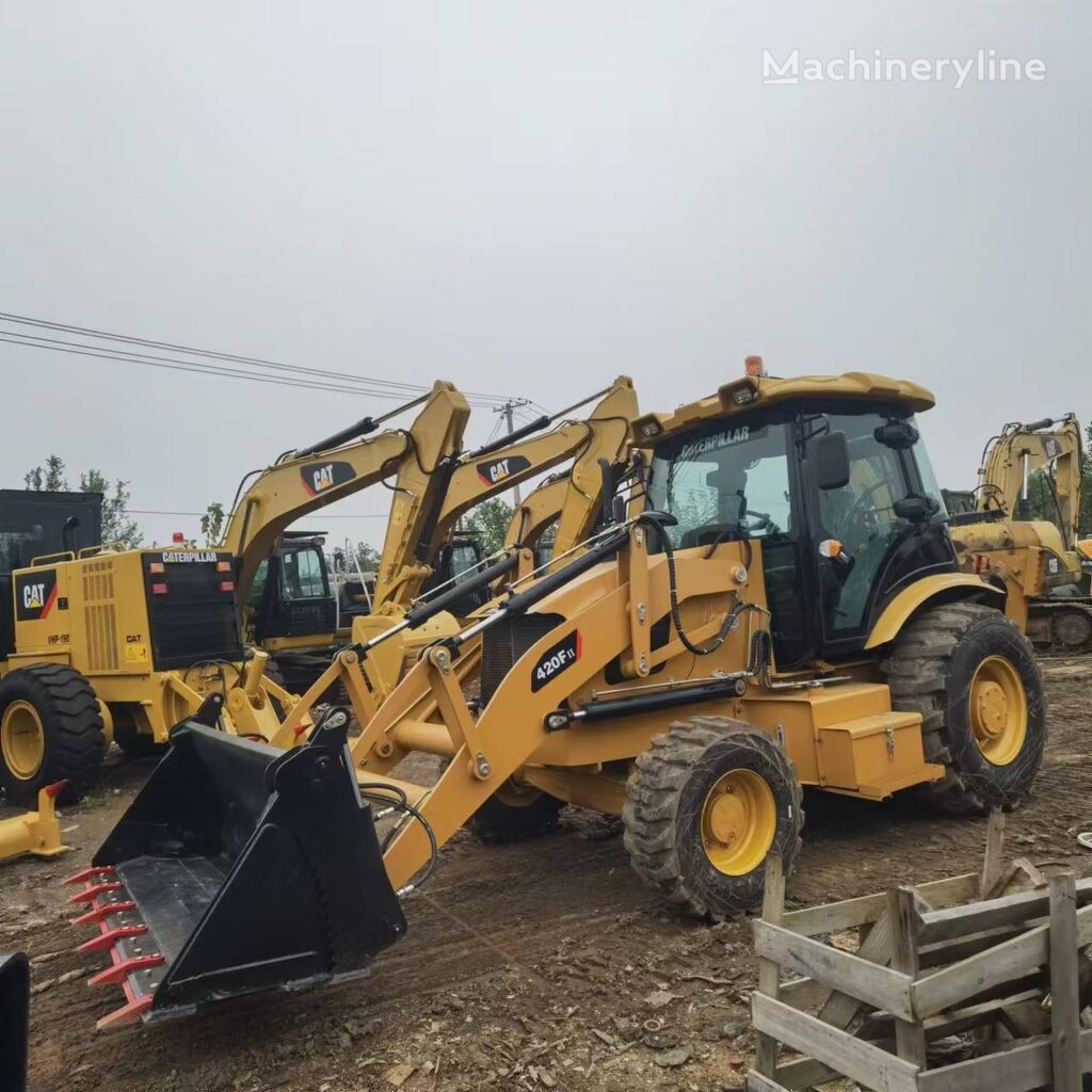 Caterpillar 420F retroexcavadora