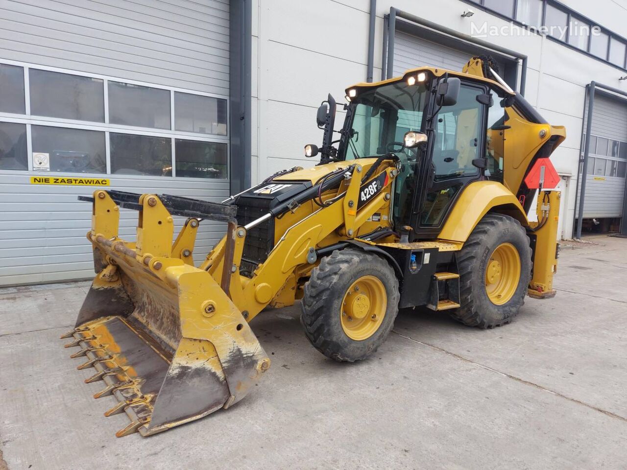 tractopelle Caterpillar 428F2