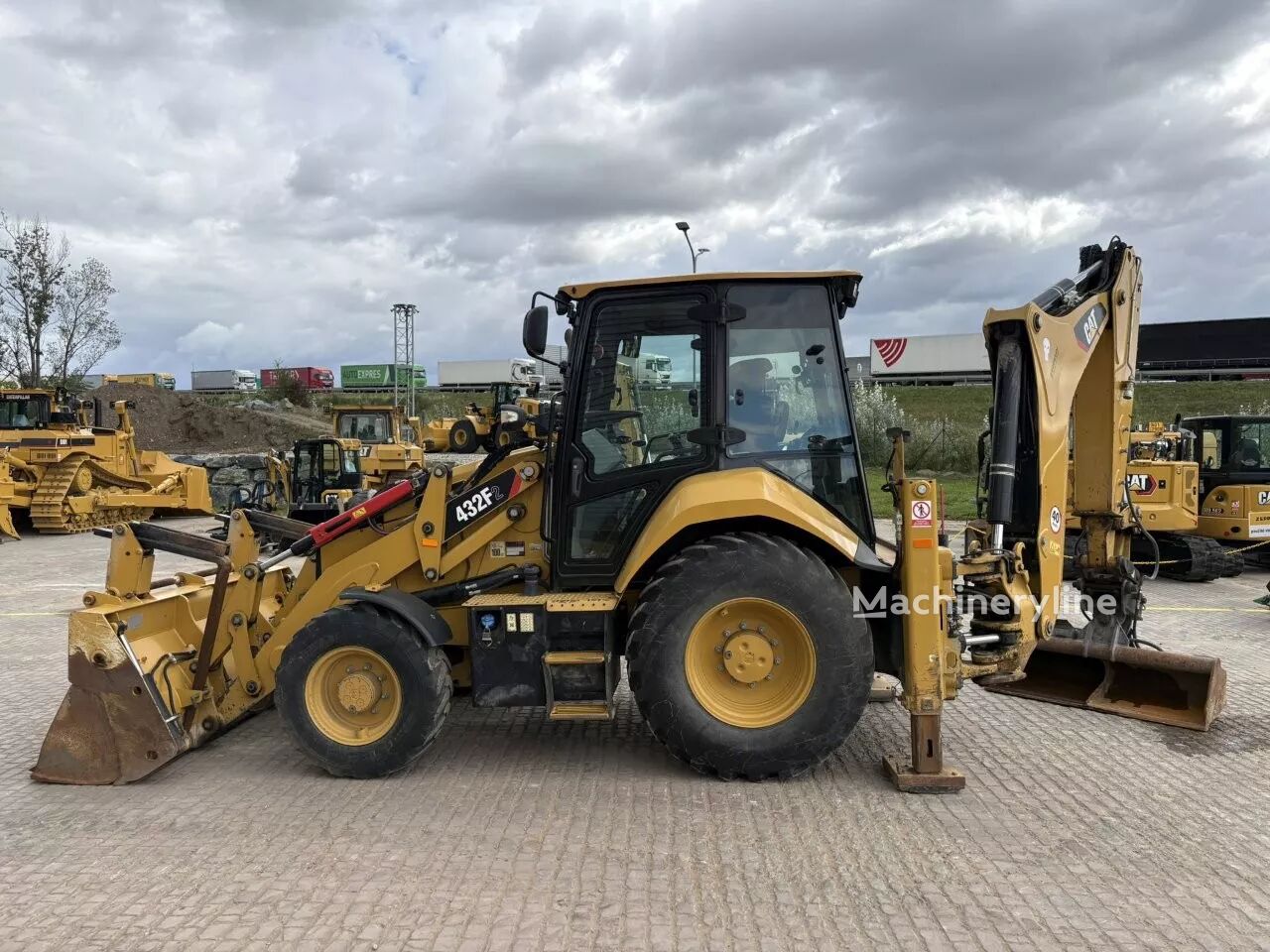 Caterpillar 432F2 backhoe loader - Machineryline
