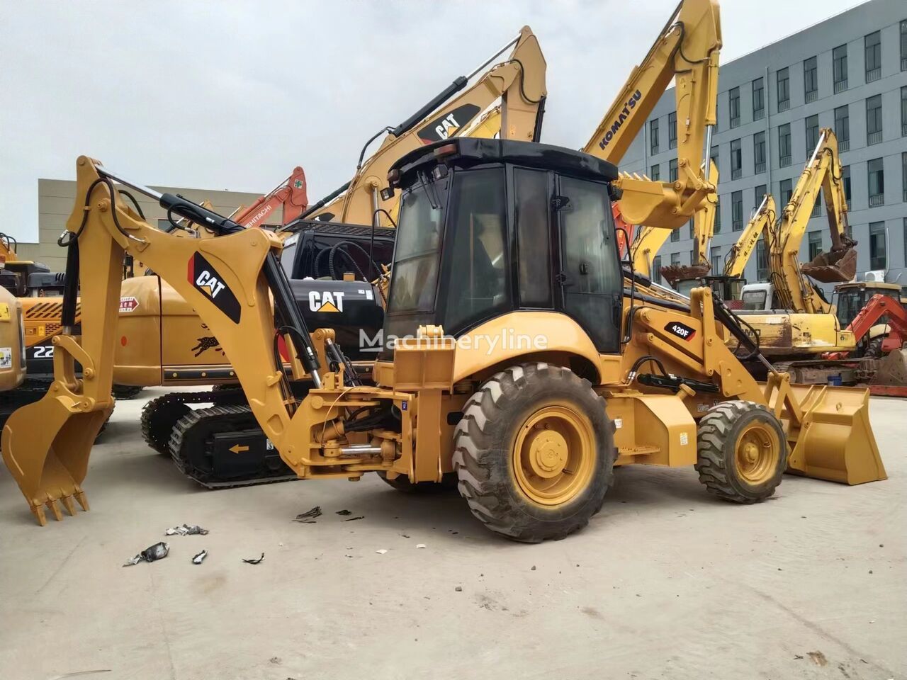 retroescavadora Caterpillar CAT 420F 416E 432E