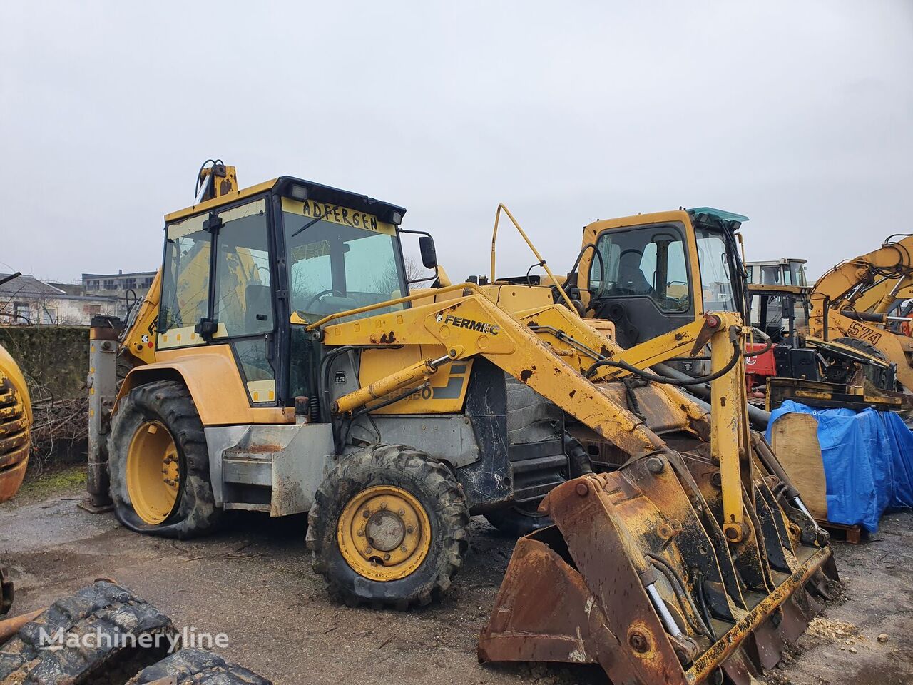 tractopelle Fermec 760 pour pièces détachées