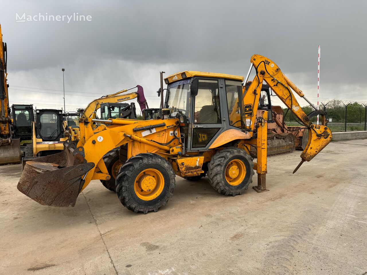 JCB 2CX backhoe loader