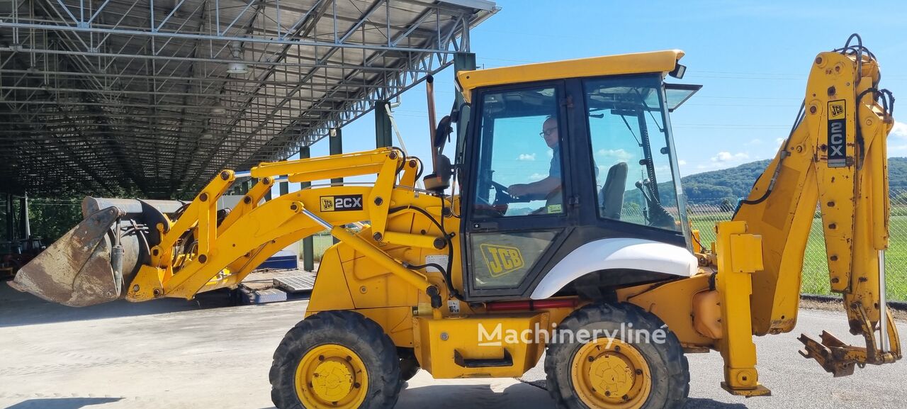 Tractopelle JCB 2CX - Machineryline