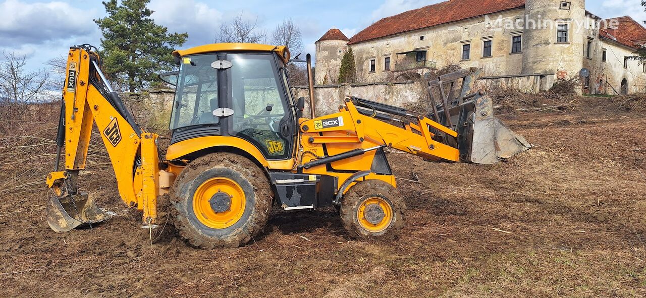 máy xúc đào liên hợp bánh lốp JCB 3CX