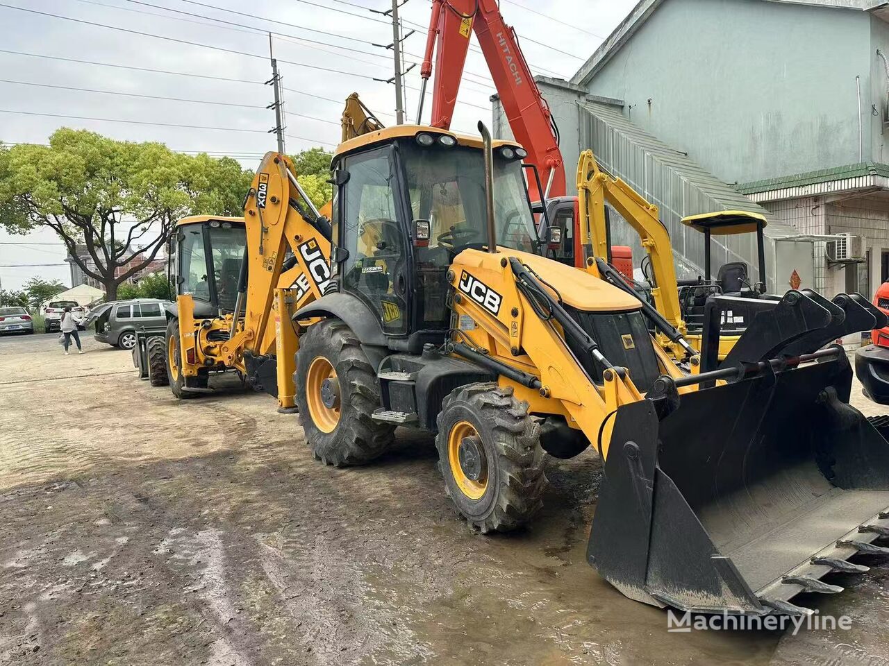 JCB 3CX backhoe loader - Machineryline