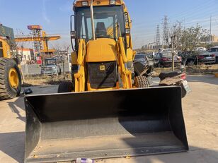 JCB 3CX backhoe loader