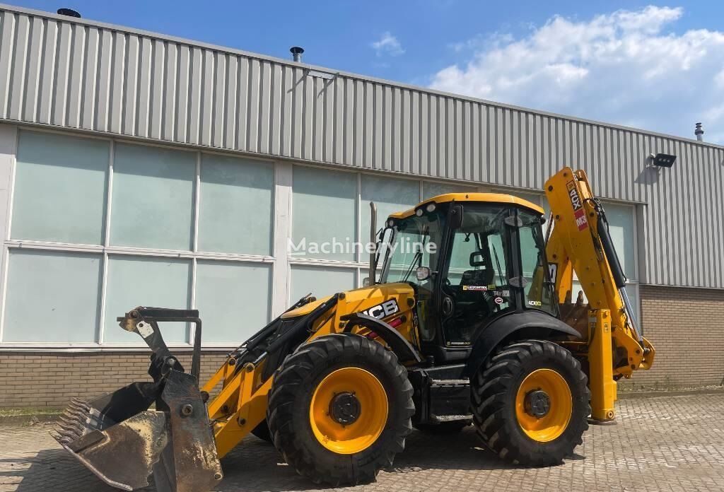 JCB 4CX retroexcavadora