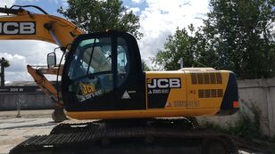 экскаватор-погрузчик JCB JS220LC