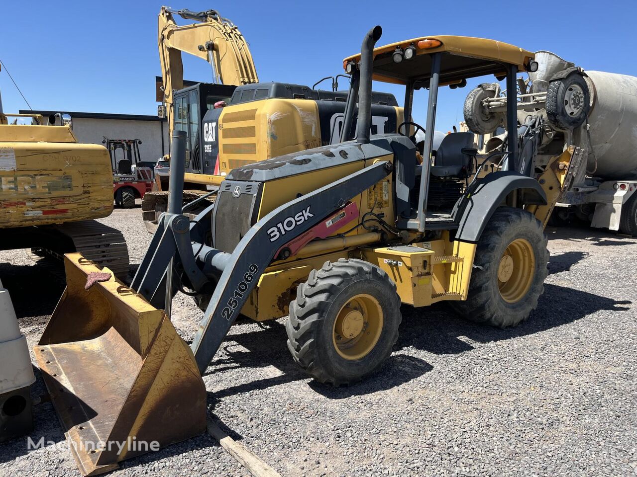 John Deere 310SK backhoe loader