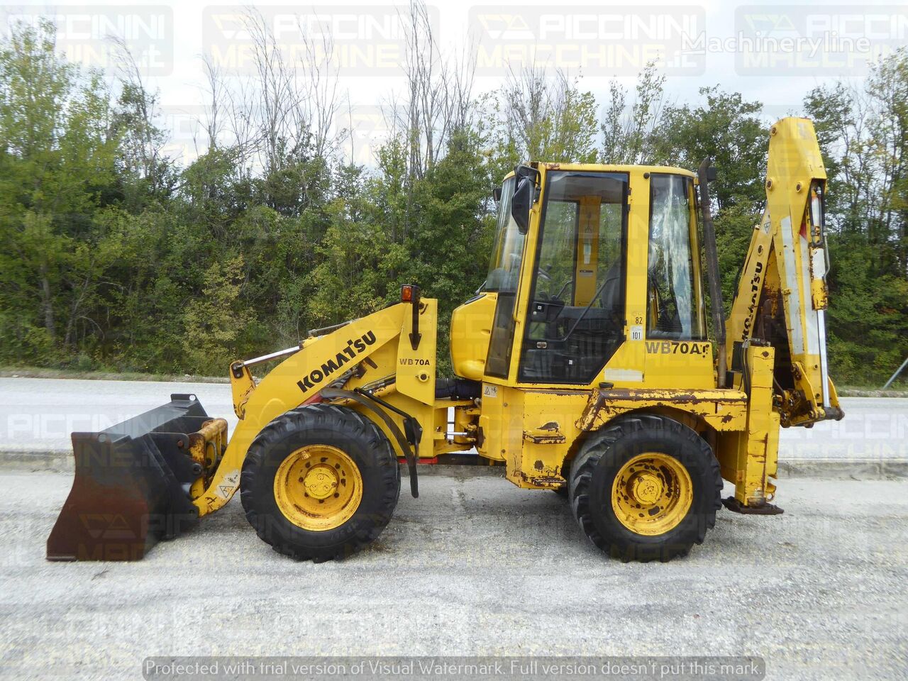 لودر حفار Komatsu WB 70 A