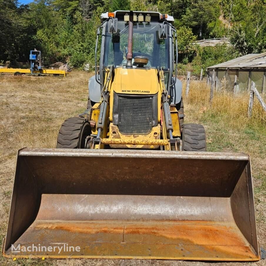 tractopelle New Holland B90B 4X4