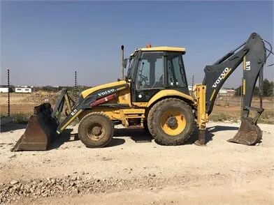 بیل بکهو Piese pentru Buldoexcavator برای قطعات یدکی