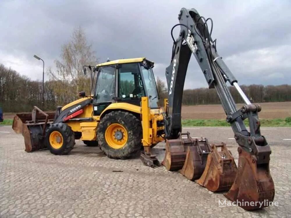 tractopelle Volvo BL71 pour pièces détachées