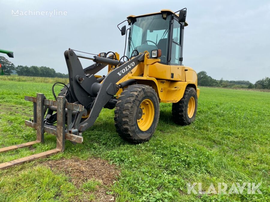 tractopelle Volvo L30G