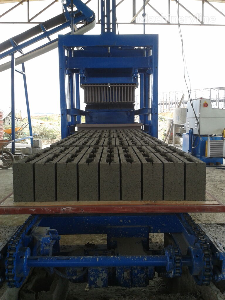 new Conmach BlockKing-25MS Concrete Block Making Machine -10.000 units/shift