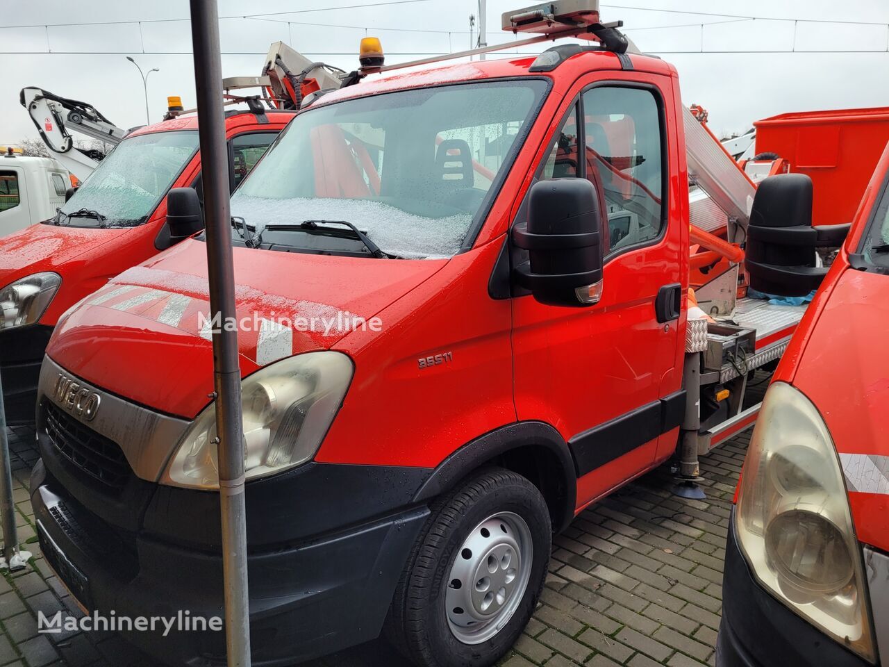 IVECO Daily 35S11 - 17 m Multitel MX170 bucket truck boom lift