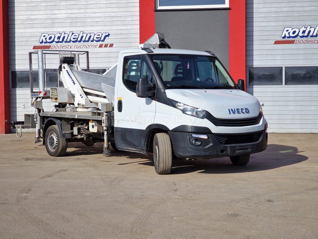 IVECO Daily / Multitel MX210 plataforma sobre camión