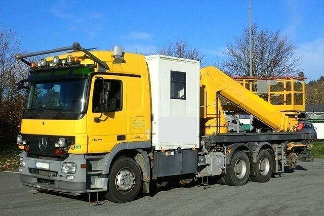 Mercedes-Benz 3344 SRT SCHÖRLING Road Rail Railway two-way