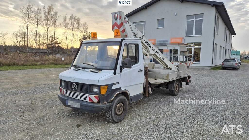 Truk bucket Mercedes-Benz 380D - Machineryline