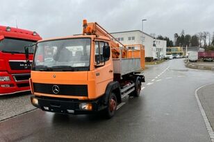 Mercedes-Benz 709 Bucket Arbeitsbühne-LKW